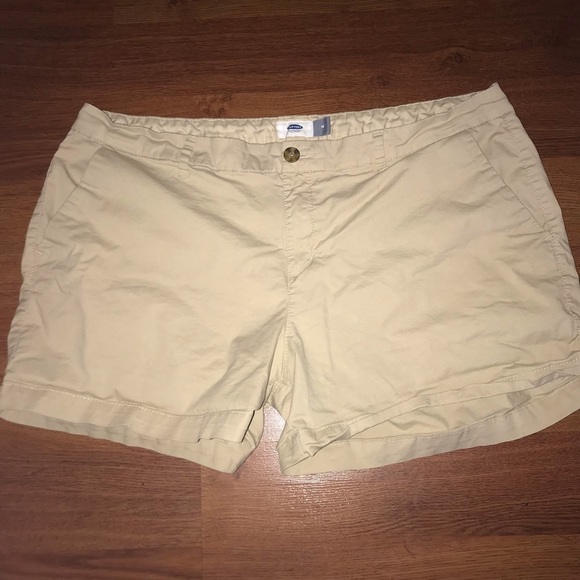 🩳Old Navy Shorts 🩳 - Picture 1 of 3